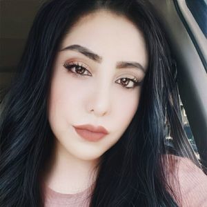 Meet your Posher, Dani